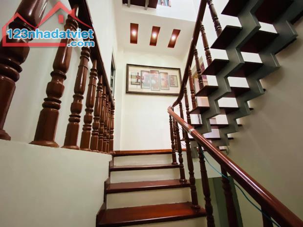 Phân lô Nguyễn Khánh Toàn - Cầu Giấy 5 Tầng 52m2 Ôtô tránh, Gần phố Nhà đẹp 10,9 Tỷ - 5