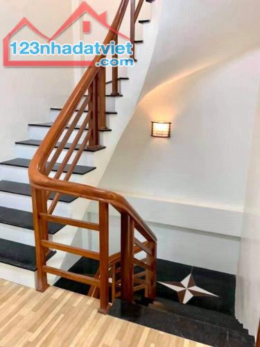 Bán nhà đẹp 4 tầng 50m2 Hồ Đắc Di ,10m ra phố, giá 8 tỷ LH: 0911000389 - 2