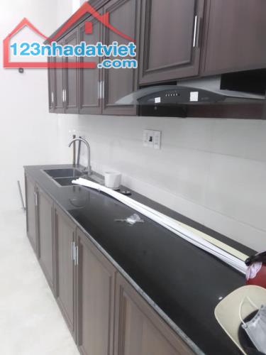 Bán nhà đẹp 4 tầng 50m2 Hồ Đắc Di ,10m ra phố, giá 8 tỷ LH: 0911000389 - 3