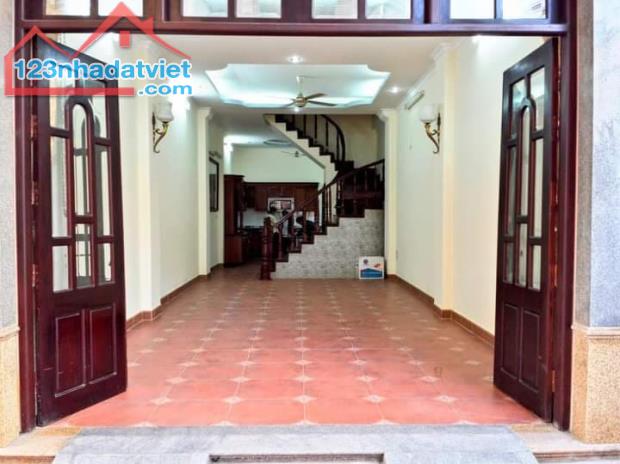 Bán Nhà Trần Hưng Đạo 90m2, 4 Tầng, MT 4.5m, Ô Tô Tránh, Kinh Doanh, Chỉ 25 Tỷ. 0971813682 - 2