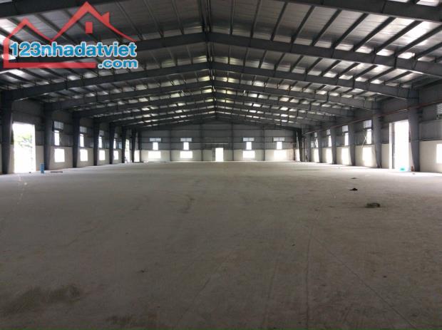 Cần cho thuê 2200m2 kho xưởng tại đường Nguyễn Đức Thuận , Dương Xá , Gia Lâm