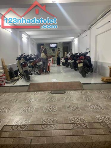 Bán Nhà Chung Cư Mini 8 Tầng, 25 Phòng, Cho Thuê 100tr/Tháng, Chỉ 13 Tỷ. 0971813682.