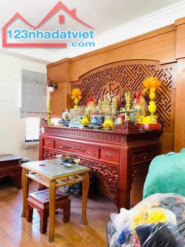 Nhà Lô Góc, Nguyễn Chí Thanh 38m2, 5 Tầng, Ô Tô Đỗ Cửa, 20m Ra Phố, Chỉ 5.7 Tỷ. 097181682. - 2