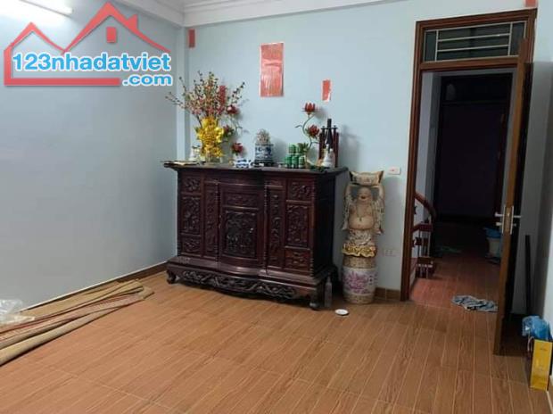 Bán Nhà Nguyễn Thái Học 55m2, 5 Tầng, Ô Tô Đỗ Cửa, Kinh Doanh, Chỉ 8.5 Tỷ. 0971813682.