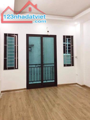 Bán nhà mặt phố Đường Trường Chinh. Quận Thanh Xuân 50mx7tx4.2m Giá 18 tỷ. - 1