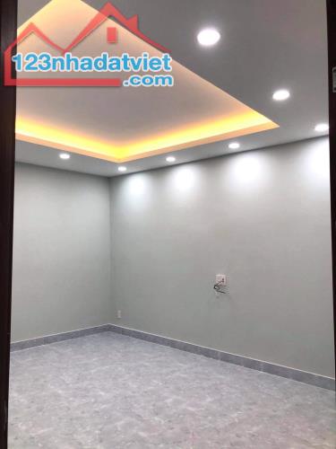 Bán nhà đường số 1 quận Tân Bình, xe hơi vào nhà 90m2 giá chỉ 8.3 tỷ - 4