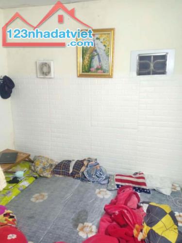 Bán nhà Ngõ 64 Chùa Láng Dt 30m2 x5 tầng Giá 3,5 tỷ Lh 0913895929 - 3
