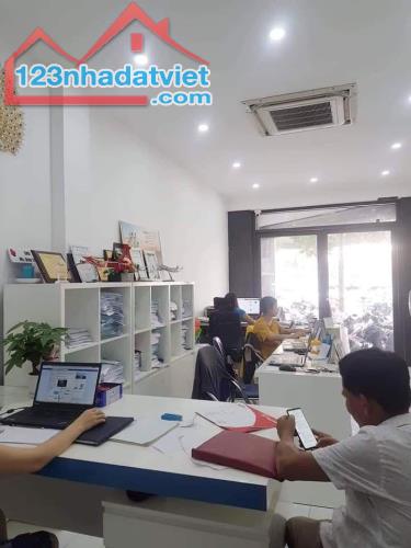 Bán Nhà Mặt Phố Lê Thanh Nghị 110m2, 5 Tầng, Mặt Tiền 4.5m, Giá 27 Tỷ. 0971813682. - 1