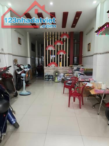 Nhà guyễn Văn Nghi cạnh nhà nghệ sĩ Thanh Mai, 50m2, 4 tầng, 3pn chỉ 4 tỷ 6 - 2