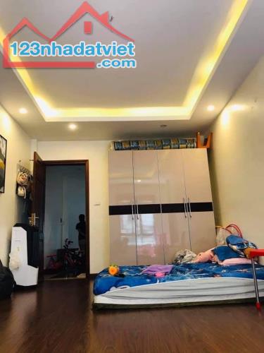 Bán Nhà Phân Lô Ô Tô Vũ Phạm Hàm 45m2x5 Tầng, MT 4m, 10m Ra Phố, Giá 9.5 Tỷ. 0971813682. - 2