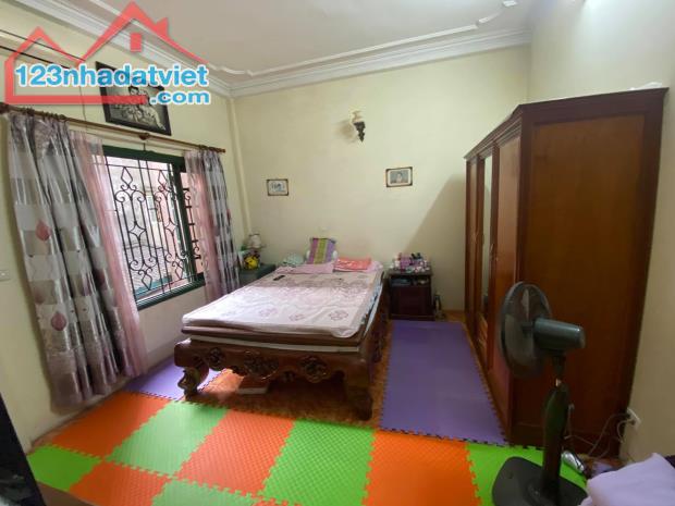 Phố Vip Thanh Xuân, oto diện tích rộng giá rất mềm 64 m2 chỉ có 6.8 tỉ. - 4