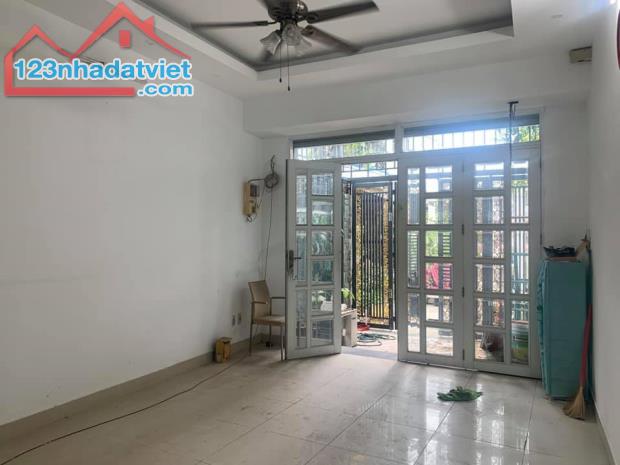 Xuất cảnh bán gấp nhà Nơ Trang Long, Bình Thạnh, 80m2, HXH, nhỉnh 8 tỷ.