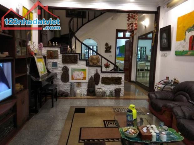 Bán nhà Phương Mai diện tích 36m x5 tầng MT 3.8m, giá bán 4,5 tỷ lh 0911002289