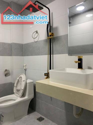Bán nhà Phương Mai diện tích 36m x5 tầng MT 3.8m, giá bán 4,5 tỷ lh 0911002289 - 2