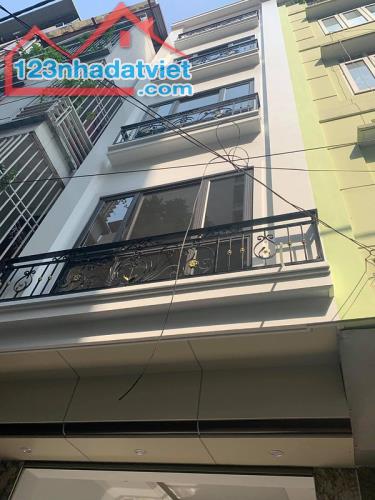 Bán nhà Phương Mai diện tích 36m x5 tầng MT 3.8m, giá bán 4,5 tỷ lh 0911002289 - 3