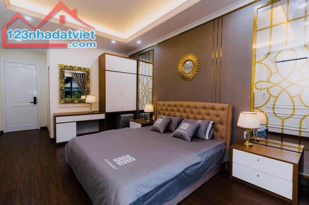 BÁN NHÀ THÁI THINH ĐẸP, MẶT THOÁNG 5 TẦNG GIÁ 9TỶ - 1
