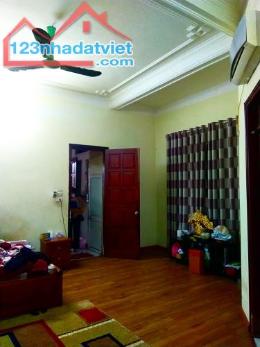 Bán nhà phố Vân Hồ, 72 m2, ô tô đỗ cửa, kinh doanh mở văn phòng. - 2