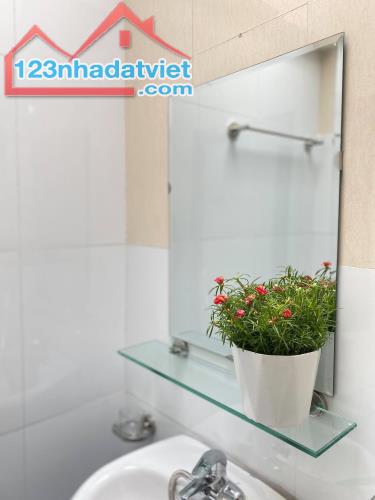 Bán Nhà Phố Vĩnh Phúc, Ô Tô Tránh, Kinh Doanh, Vỉa Hè, 70m2, Mặt Tiền 6m, Giá 13.3 tỷ - 5