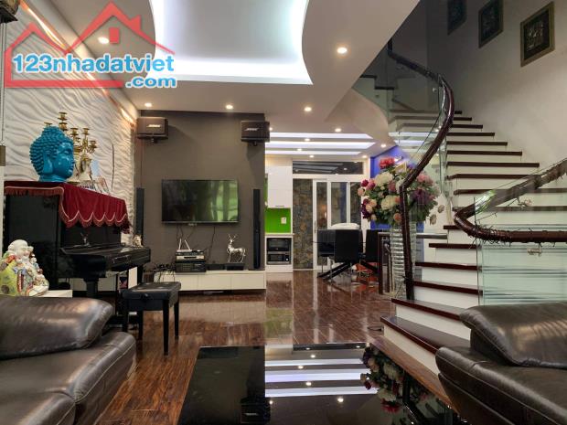 Bán nhà MP Hồng Tiến, Lô góc, Vỉa hè, 150m², Mặt tiền 6m, KD ngày đêm. - 1
