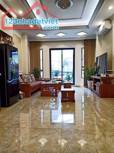 Bán nhà MP Hồng Tiến, Lô góc, Vỉa hè, 150m², Mặt tiền 6m, KD ngày đêm. - 2