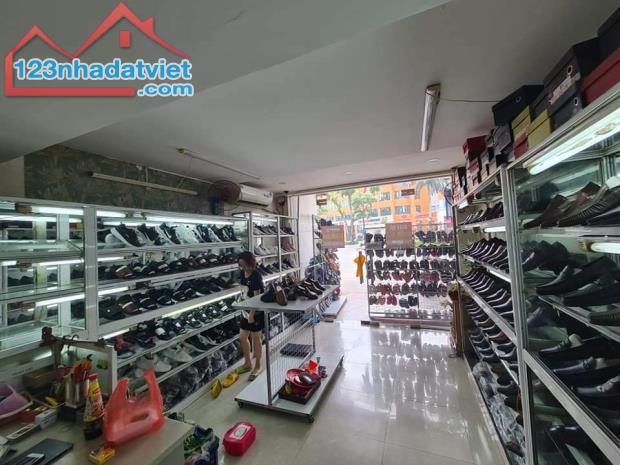 Hạ chào còn 14 tỷ. MẶT PHỐ NGUYỄN VĂN CỪ 46M, 5 TẦNG, MT 4M, 14 tỷ  - VỈA HÈ RỘNG - KINH D - 1