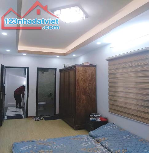 Rẻ quá mặt Phố kinh doanh Nguyễn Khoái 34m x4t, MT3m, 5 tỷ Thương Lượng - 2