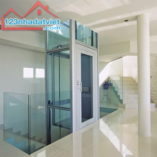 Bán nhà lô góc Khương Đình, 6 tầng thang máy, 42m , MT 5m , giá 6,2 tỷ Lh 0911000389
