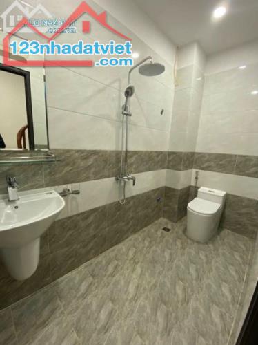 Bán nhà phố Nguyễn Công Trứ Dt 42m2 x6 tầng, MT4m, ô tô cách 10m.9,5 tỷ - 1