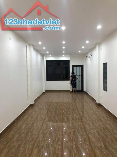 Bán nhà mp Hoàng Ngân 70m 6t mt4m chỉ 13 tỷ Thanh Xuân - 2