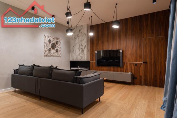 Siêu Phẩm 3 Tầng Nguyễn Hữu Thọ Quận Hải Châu - 90m2 - Ô Tô Vào Nhà - Chỉ : 4 Tỷ - 1