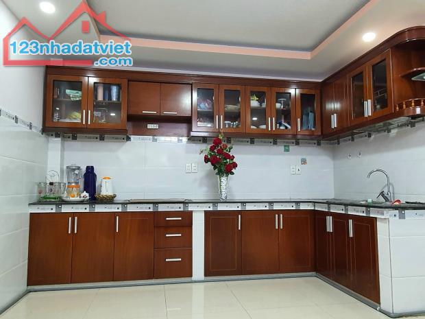 NHÀ BÁN GẤP HẺM THÔNG THÍCH QUẢNG ĐỨC 4 TẦNG BTCT, 5x14M, CHỈ 8,1 TỶ - 2