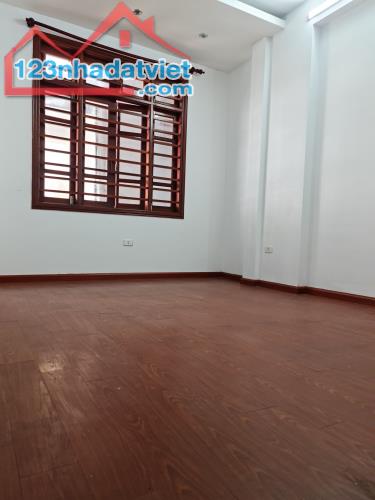 💥 NHÀ ĐẸP PHÂN LÔ TRUNG KÍNH 56M2 5T MT 6M - GARA Ô TÔ 7C - CHỈ 15.5 TỶ 💥 - 3