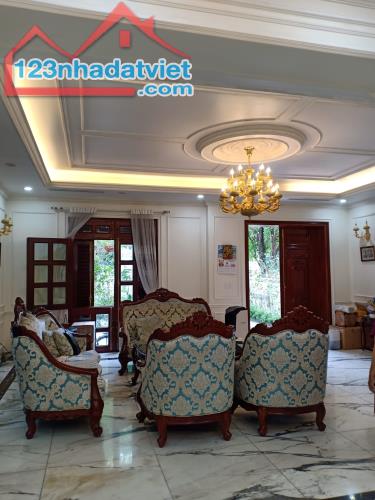 7 tầng thang máy, ô tô vào nhà, Lê Trọng Tấn 50m ra phố, 85m2 mt5m 16,8 tỷ.