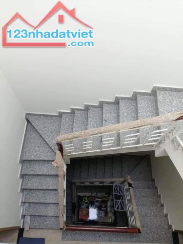 Lê Văn Sỹ, Quận 3, HẺM XE HƠI, 1 trệt 3 lầu, 65m2 chỉ 10 tỷ - 3