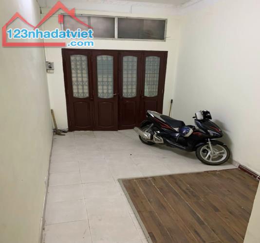 Mặt Ngõ Hào Nam, 25m2 x 3T, MT 3,1m, Ba Gác Đỗ Cửa, Ngõ Thông, Giá 3,8 tỷ.( Ảnh Thật 100%) - 1