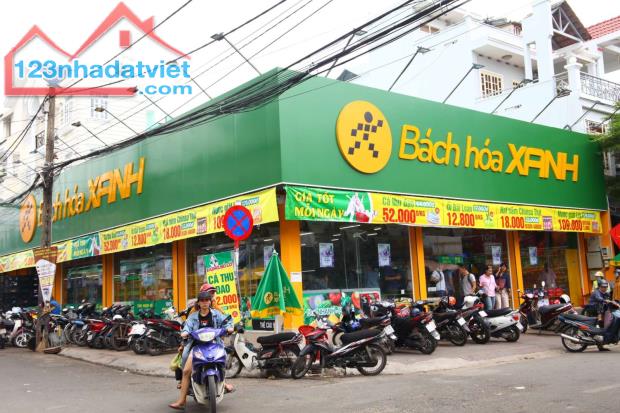 BÁN LỖ 1100m2 CÓ SẴN 200 THỔ CƯ - CHÍNH CHỦ TẶNG NHÀ CẤP 4  - GIÁ : 380 TRIỆU ĐỐI DIỆN KHU - 2