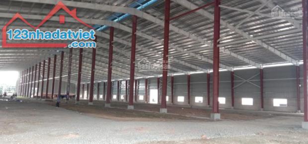 Cho thuê kho xưởng 2600m2 đường Quốc Lộ 51, Long Thành, Đồng Nai