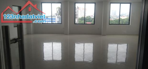 Chính chủ cho thuê văn phòng view thoáng 80m2 mặt phố Trần Đại Nghĩa, Hai Bà Trưng,Hà Nội - 1