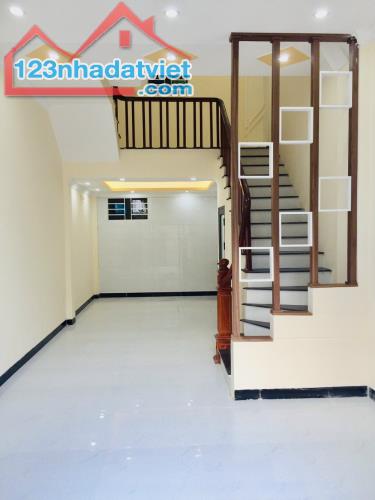 CC bán gấp nhà Ngô Quyền, La Khê 34m2*5T, full nội thất, ngõ thông kinh doanh giá 5.2 tỷ!