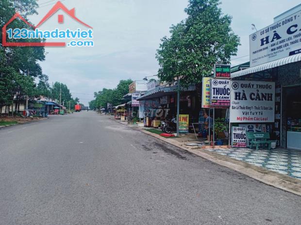 CHÍNH CHỦ CẦN BÁN GẤP LÔ ĐẤT TẠI KCN MỸ PHƯỚC 3 - TX BẾN CÁT -BD, VỊ TRÍ ĐẸP DÂN ĐÔNG - 1