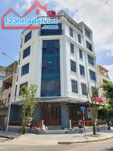 Cho thuê tòa nhà 8 tầng lô góc ngã tư Mạc Thái Tông giao Nguyễn Chánh, Trung Hòa, Cầu Giấy