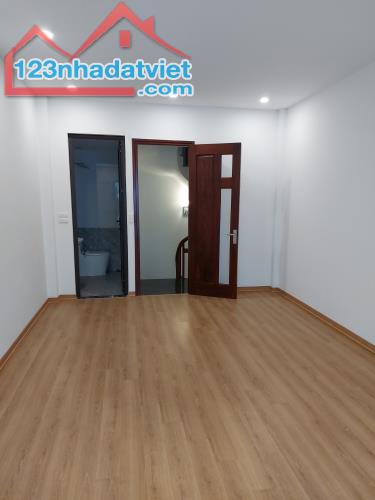 Bán Nhà  Phường Đức Giang – Long Biên 33m2, 5T giá 4.6 tỷ - 1