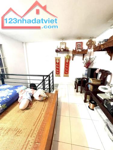 2 MẶT HẺM CÁCH MẶT TIỀN NGUYỄN THỊ THẬP CHỈ 15M GIÁ 3.5Tỷ - 1