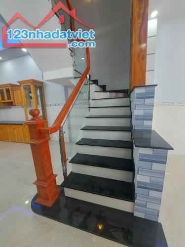 Bán nhà khu Tên Lửa 4x18m đúc 4 tấm - 5