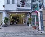 bán nhà TTTP Nha Trang 3 căn liền kề cách biển chỉ 300m có 7 căn hộ cho thuê lh 0985451850