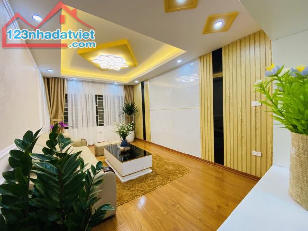 Bán nhà 5 tầng rất đẹp ngõ 460 Khương Đình, Thanh Xuân,2 thoáng gần phố 48m2 chỉ 4.75 tỷ. - 1