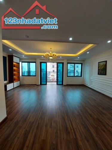 TÒA NHÀ ĐA CHỨC NĂNG, 9 TẦNG Hoàng Quốc Việt  MB 86m². Chào 28.5 tỷ. - 4