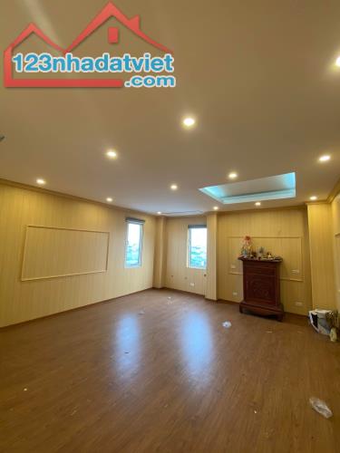 Bán nhà ngõ 174 Kim Ngưu, ô tô vào nhà, kinh doanh, 90m2x5T mt5m 14,5 tỷ. - 2