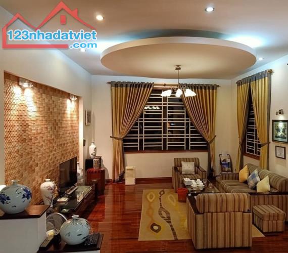 Bán nhà phố Trần Phú, quận Hà Đông, 65m2, 6 tầng, kinh doanh, ô tô đua chỉ 10 tỷ hơn - 1