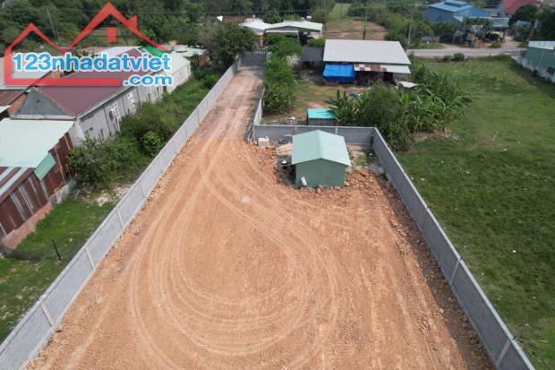 Bán đất 23x150m2(2562m2) giá 11.5 tỷ,  nhựa Tỉnh Lộ 822, Xã Hiệp Hòa, Đức Hòa, Long An. - 2